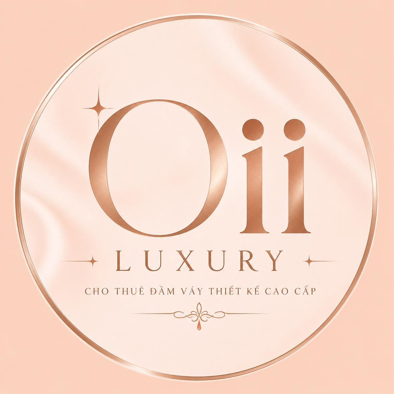 Logo chính thức Oii Luxury — Cho thuê đầm váy thiết kế cao cấp